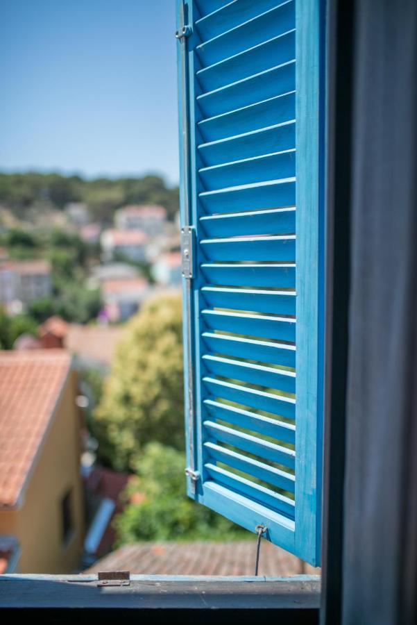 Hostel Flora Mali Lošinj Exterior foto