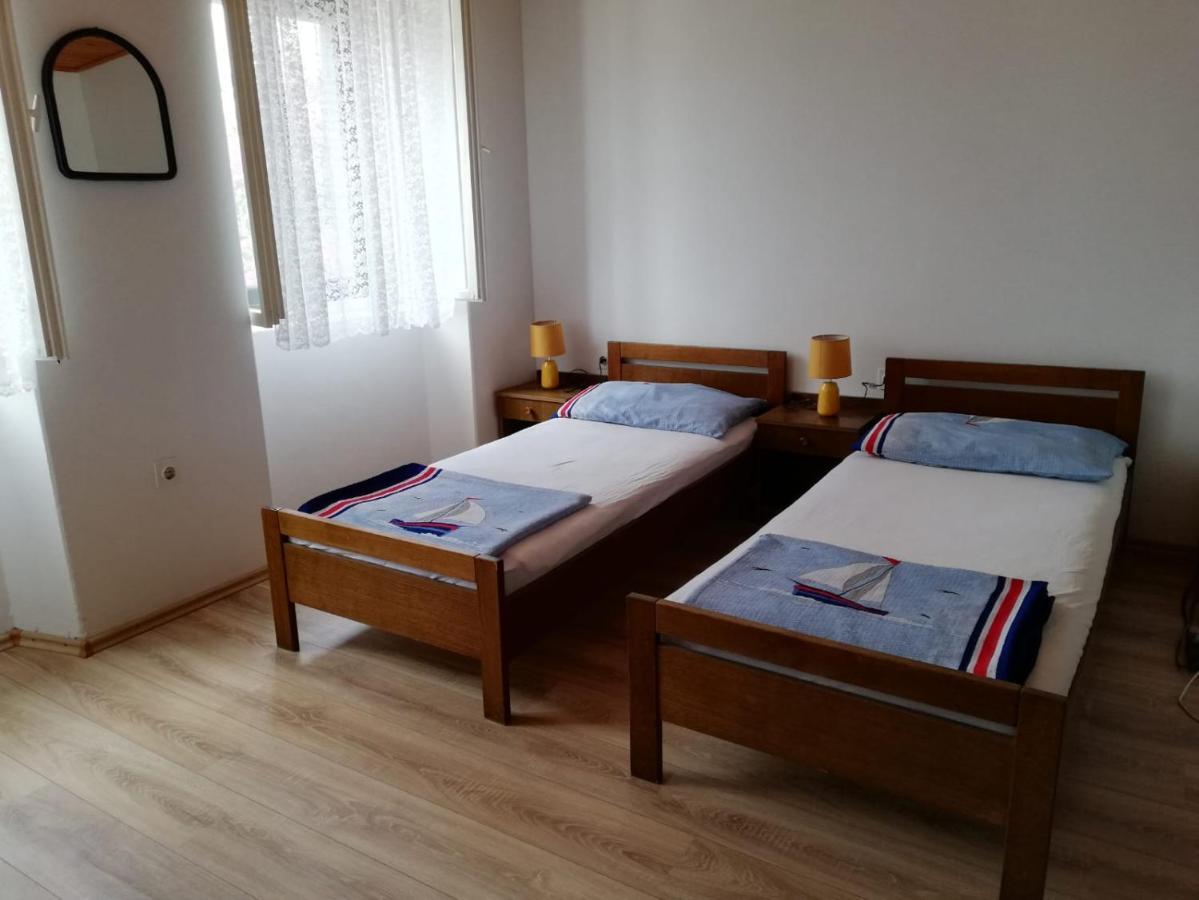 Hostel Flora Mali Lošinj Zimmer foto